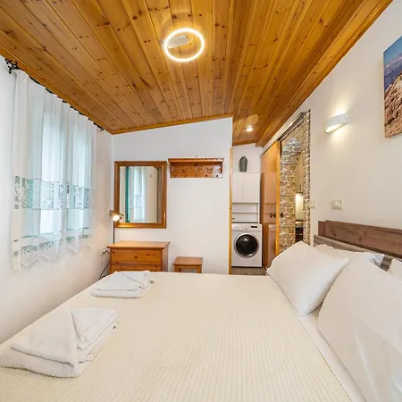 Apartament Paola *