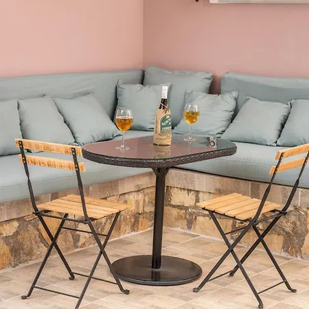 Paola Appartement *